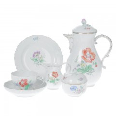 Meissen Meissen  'Neuer Ausschnitt - Blume 2 mitte bunt mit Goldrand' Kaffeeservice 6 Personen 21-tlg. Meissen "New Cut - flower 2 центр разноцветный с золотой каймой" Кофейный сервиз на 6 персон 21 предм.