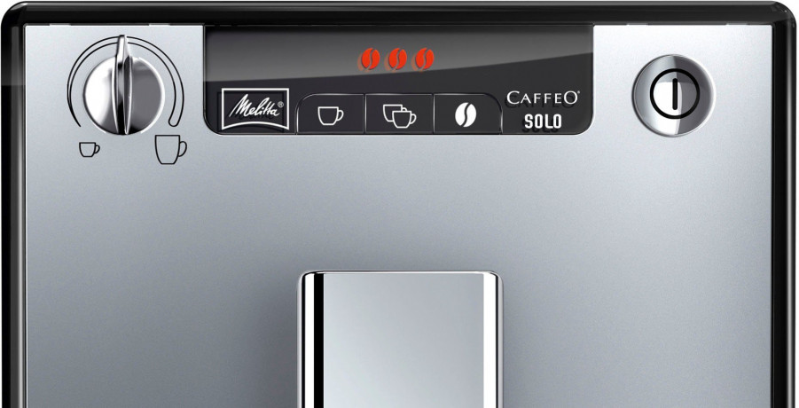 Melitta Melitta Kaffeevollautomat Solo E950-103, silber/schwarz, Perfekt fur Cafe creme  Espresso, nur 20cm breit  Полность автоматическая кофемашина Melitta Solo E950-103, серебристый/черный, идеально подходит для приготовления крем-эспрессо в кафе, шири