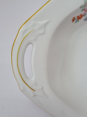 Erichwald Белое овальное фарфоровое блюдо с ручками с цветочным рисунком и позолотой, 34,5 x 22 x 5,5 см, Германия, 1960-70гг.