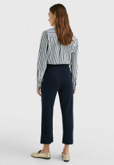 Tommy Hilfiger CROPPED STRAIGHT LEG Trousers desert sky УКОРОЧЕННЫЕ ПРЯМЫЕ БРЮКИ Брюки небо пустыни
