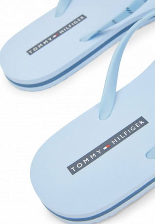 Tommy Hilfiger ESSENTIAL LOGO  Pool slides vessel blue ESSENTIAL LOGO Шлепанцы для бассейна сосуд синий