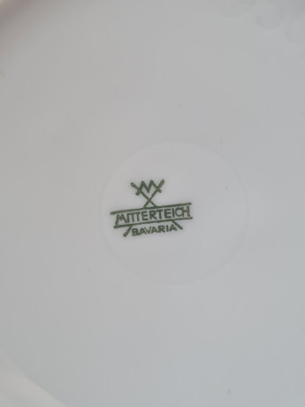 Набор чайный винтажный Mitterteich Bavaria, чайник, сахарница, молочник: бело-коричневый фарфор с зеленым цветочным декором, 23,5 x 21 см / 10 см / 9 см, Германия, 1960-70гг.