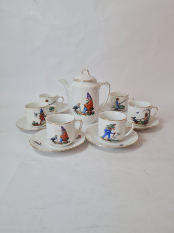 Кофейный сервиз винтажный Im Stil Arzberg Bavaria на 6 персон: кофейник, кофейные пары, фарфор, Германия, 1960-70гг.