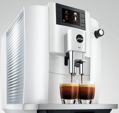 JURA JURA Kaffeevollautomat 15438 E6 (EC)  Полностью автоматическая кофемашина JURA 15438 E6 (EC)