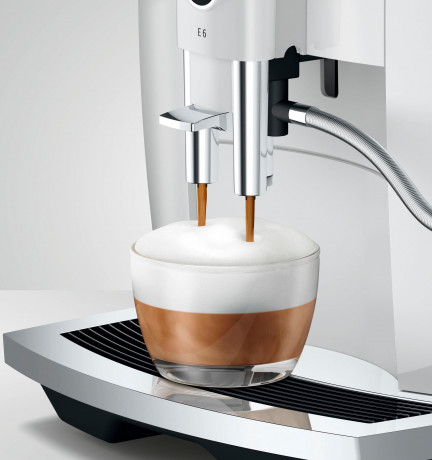 JURA JURA Kaffeevollautomat 15438 E6 (EC)  Полностью автоматическая кофемашина JURA 15438 E6 (EC)