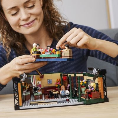 LEGO LEGO Ideas 21319 Central Perk LEGO Ideas 21319 Центральный буфет