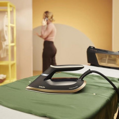 Philips Philips Dampfbugelstation Domestic Bugeleisen, mit Dampfstation,Dampf,8 bar, 1,80 ml Wassertank, 1,8 L Tank abnehmbar, Keramiksohle Bugeleisen Dampf, Dampfbugeleisen  Паровая гладильная станция Philips Домашний утюг с паровой станцией, паром, 8 ба