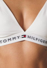 Tommy Hilfiger UNLINED TRIANGLE Triangle bra white UNLINED TRIANGLE Бюстгальтер с треугольными чашечками белый