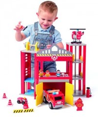 Woodyland Holzspielzeug Feuerwehrstation Деревянная игрушечная пожарная станция