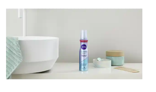 NIVEA Volumen Pflege Schaumfestiger НИВЕА Мусс для объема с пантенолом и витамином B3, 150 мл