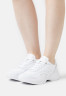 Tommy Hilfiger CASUAL RUNNER Trainers white CASUAL RUNNER — Кроссовки белый