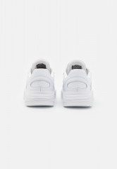 Tommy Hilfiger CASUAL RUNNER Trainers white CASUAL RUNNER — Кроссовки белый