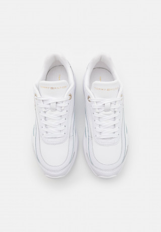Tommy Hilfiger CASUAL RUNNER Trainers white CASUAL RUNNER — Кроссовки белый