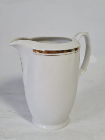 Набор посуды для чая винтажный Mitterteich Bavaria, белый фарфор с золотой каймой: чайник 22 x 23 см, молочник 12,5 x 13 см, сахарница 14,5 x 13 см, Германия, 1960-70гг.