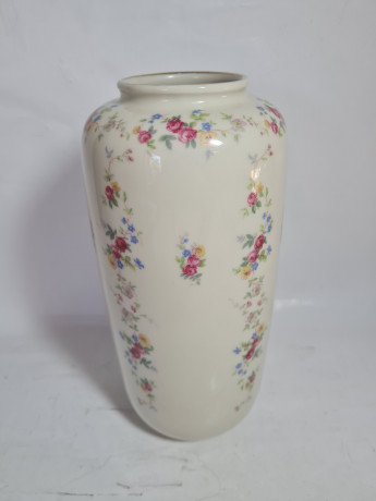 Ваза винтажная Schirnding Bavaria / 22er в мелкий цветочек, фарфор, 24 см, Германия, 1960-70гг.