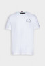 Tommy Hilfiger SHADOW TEE UNISEX Print T-shirt optic white SHADOW TEE UNISEX Футболка с принтом оптический белый