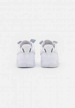 Nike Sportswear W AIR FORCE 1 FONTANKA Sneaker low white W AIR FORCE 1 FONTANKA кроссовки женские низкие белый