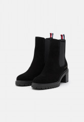Tommy Hilfiger OUTDOOR CHELSEA MID HEEL BOOT Classic ankle boots black OUTDOOR CHELSEA MID HEEL BOOT Классические ботильоны черный