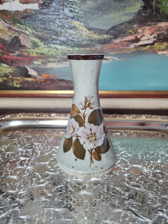 Ваза винтажная Osto 1851 "Родос" с цветочным зеленым декором, фарфор, 13 x 8 см, Германия, 1960-1970гг.