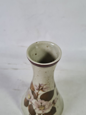 Ваза винтажная Osto 1851 "Родос" с цветочным зеленым декором, фарфор, 13 x 8 см, Германия, 1960-1970гг.