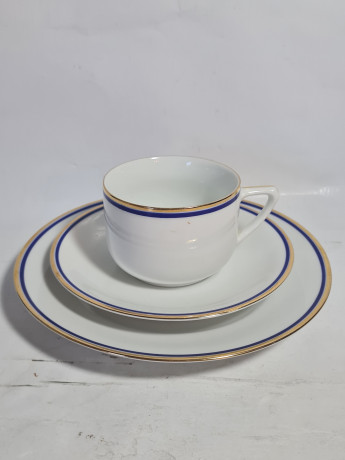 Чайное трио винтажное Jaeger&Co / PMR Bavaria с синей и золотой полосой, фарфор, Германия, 1960-70гг.