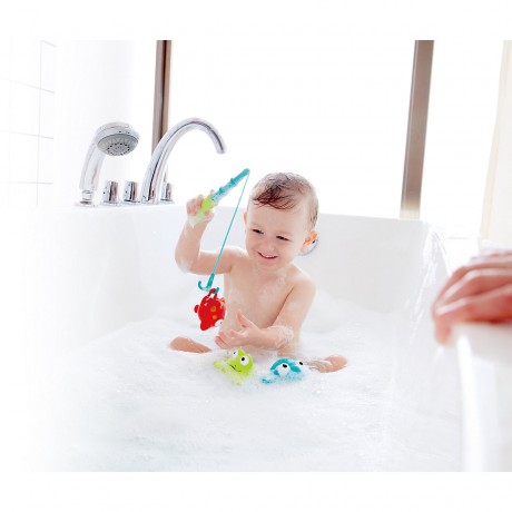 HAPE Badespielzeug Angelspass-.Set Набор игрушек для ванной с рыбалкой