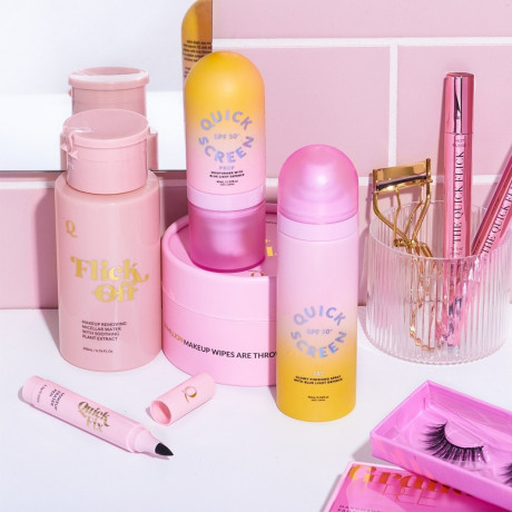 The Quick Flick Quick Screen SPF50+ Set Makeup Finishing Spray and Blue Light Defence  Набор Quick Screen SPF50+: спрей для завершения макияжа и защита от синего света