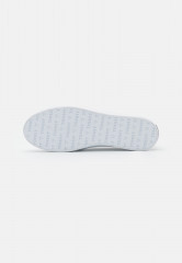 Tommy Hilfiger ESSENTIAL NAUTICAL Trainers white ESSENTIAL NAUTICAL Кроссовки белый