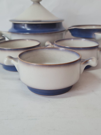 Набор посуды винтажной Goebel, Auvergne Bavaria, бело-синий фарфор, горшочки 4 шт x 20 x 19 см, 1 шт х 17 x 6 см, соусник 18,5 x 9 см, Германия, 1960-70гг.