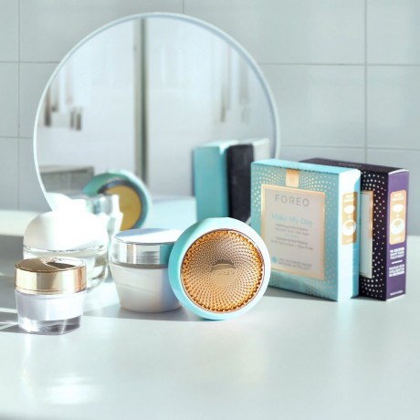 FOREO 2 Maskengerat mit Warme-, LED-Licht- und Kryotherapie Mint 2 устройства маски с подогревом, светодиодным светом и криотерапией