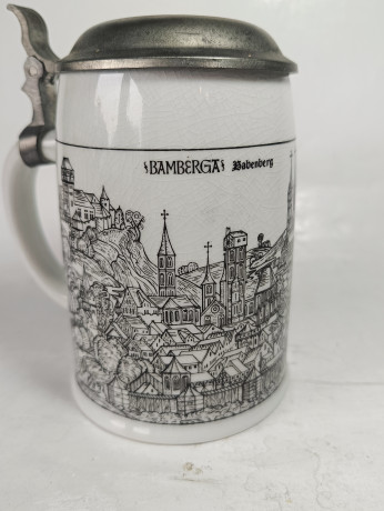 Немецкая пивная кружка винтажная Alten Kunststadt Germany "Бабенберг", с крышкой, кракелюр, фарфор / олово, 0.5 л, 15.5 см, Германия, 1960-70гг.