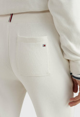 Tommy Hilfiger 1985 COLLECTION TAPERED  Tracksuit bottoms weathered white 1985 COLLECTION TAPERED Спортивные штаны выветрившийся белый