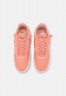 Nike Sportswear W AIR FORCE 1 FONTANKA Sneaker low light madder root/summit white/rust pink W AIR FORCE 1 FONTANKA кроссовки женские низкие светлый корень марены/вершина белая/ржаво-розовая