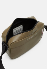 Tommy Hilfiger REPORTER UNISEX Across body bag faded military REPORTER UNISEX Сумка через плечо выцветший военный