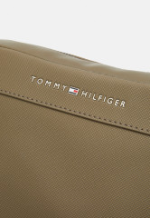 Tommy Hilfiger REPORTER UNISEX Across body bag faded military REPORTER UNISEX Сумка через плечо выцветший военный