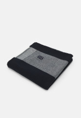 Tommy Hilfiger FEMININE BLANKET Foulard desert sky mix ЖЕНСКОЕ ОДЕЯЛО Платок микс пустынного неба