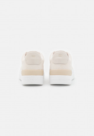 Tommy Hilfiger SIGNATURE Trainers feather white ПОДПИСЬ Кроссовки перо белое