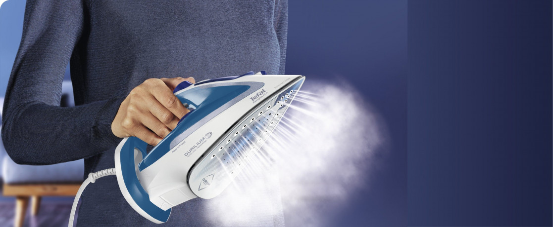 Tefal Tefal Dampfbugeleisen Easygliss Plus FV5751 Kratzfeste Bugeleisen, 2700,00 W, Durilium Airglide-Bugelsohle Schnelles und effektives Bugeln  Паровой утюг Tefal Easygliss Plus FV5751 Устойчивый к царапинам утюг, 2700,00 Вт, подошва Durilium Airglide Б