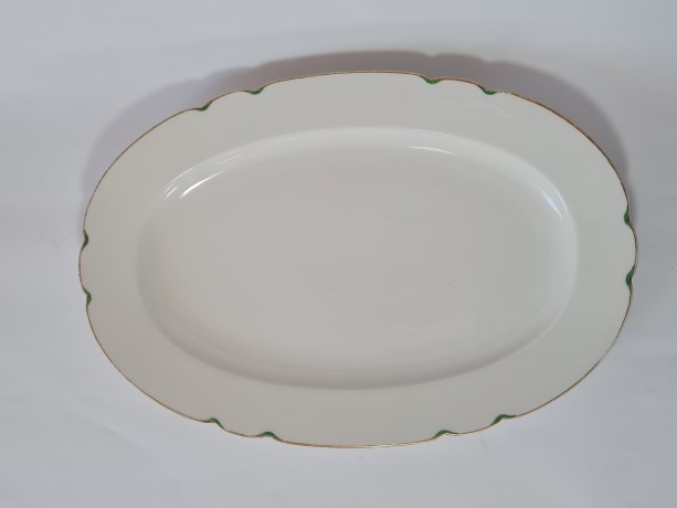 Hutschenreuther Bavaria Блюдо с фактурным краем и позолоченным ободком, 39x26x4 см, Германия, 1950-60гг.