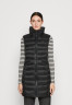 Tommy Hilfiger PADDED GLOBAL LONG VEST Waistcoat black PADDED GLOBAL LONG VEST Жилет черный