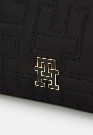 Tommy Hilfiger CHIC CROSSOVER Across body bag black CHIC CROSSOVER Сумка через плечо черный