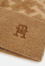 Tommy Hilfiger ICONIC MONOGRAM BEANIE Beanie brown ICONIC МОНОГРАММА ШАПКА Шапочка коричневый