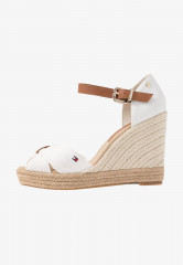 Tommy Hilfiger BASIC OPEN TOE WEDGE Platform sandals ivory BASIC OPEN TOE WEDGE Босоножки на платформе слоновая кость