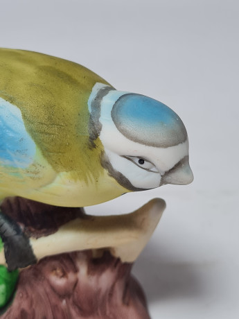 Фигурка декоративная винтажная фарфоровая "Птица на ветке", 9,5 x 7 см, Тайвань, 1960-70гг.