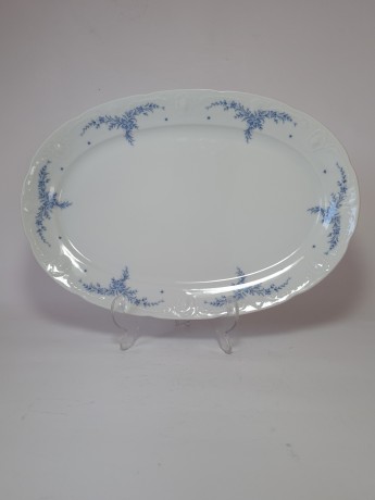 Mitterteich Bavaria Блюдо с фактурным краем и нежными голубыми цветами, 35,5x24x4, Германия, 1950-60гг.