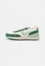 Nike Sportswear W WAFFLE ONE ESS Sneaker low summit white/honeydew/moon fossil/gorge green/light silver/light orewood brown W WAFFLE ONE ESS кроссовки женские низкие вершина белый/медвяная роса/лунная ископаемая/зеленое ущелье/светло-серебристый/светло-ко