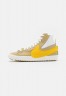 Nike Sportswear BLAZER MID #x27;77 JUMBO UNISEX Sneaker high wheat grass/vivid sulfur/sail/wheat grass/black/team orange BLAZER MID #x27;77 JUMBO UNISEX — Высокие кроссовки женские пырей/яркая сера/парус/пырей/черный/оранжевая команда