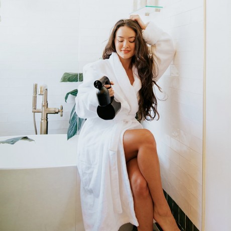 MineTan MineTan Bronze Babe Personal Spray Tan Kit Black Персональный набор для загара MineTan Bronze Babe черный