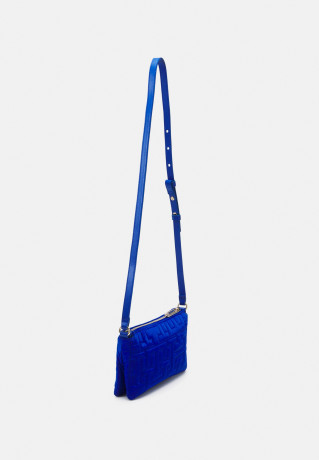 Tommy Hilfiger CHIC CROSSOVER Across body bag ultra blue CHIC CROSSOVER Сумка через плечо ультра синий