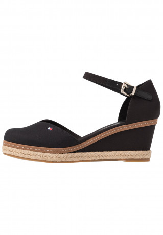 Tommy Hilfiger BASIC CLOSED TOE MID WEDGE Wedges black БАЗОВЫЙ ЗАКРЫТЫЙ НОСОК СРЕДНЯЯ СТАТЬЯ Танкетка черный